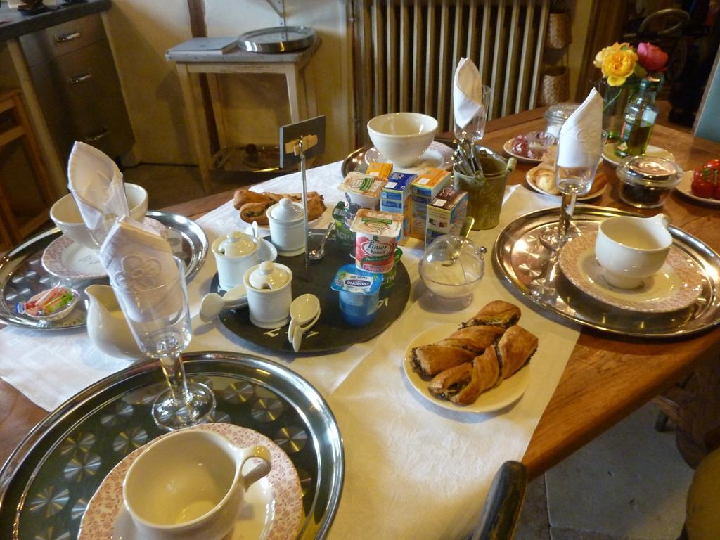 Au Bonheur D'Alphonse Bed & Breakfast Lusignan-Petit Dış mekan fotoğraf