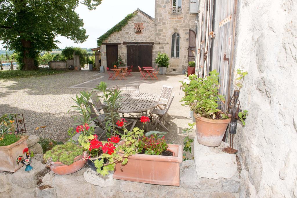 Au Bonheur D'Alphonse Bed & Breakfast Lusignan-Petit Dış mekan fotoğraf