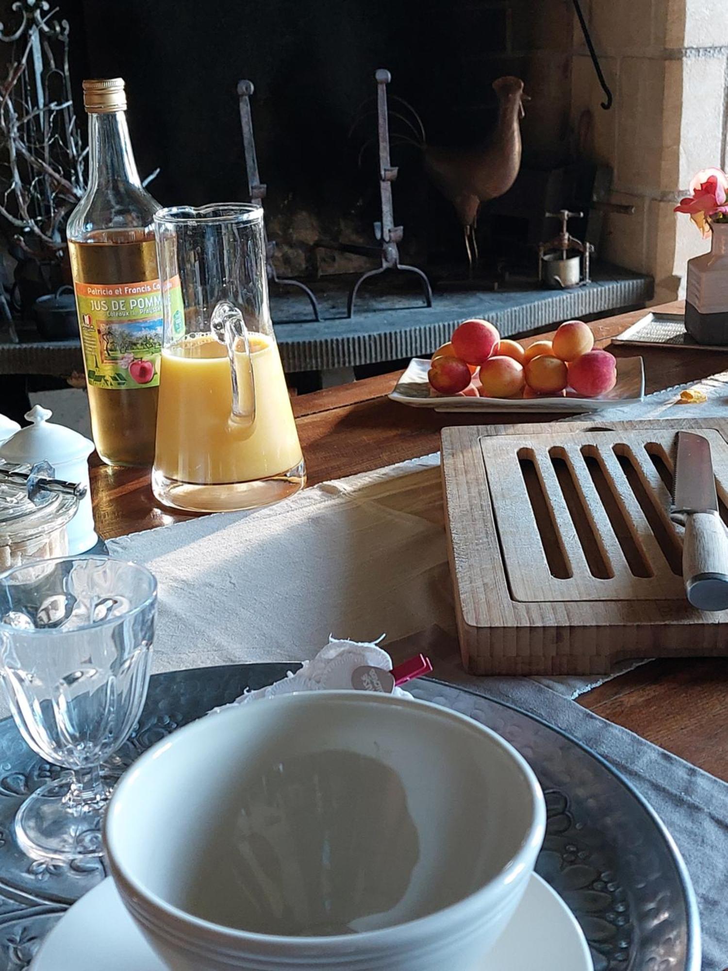 Au Bonheur D'Alphonse Bed & Breakfast Lusignan-Petit Dış mekan fotoğraf
