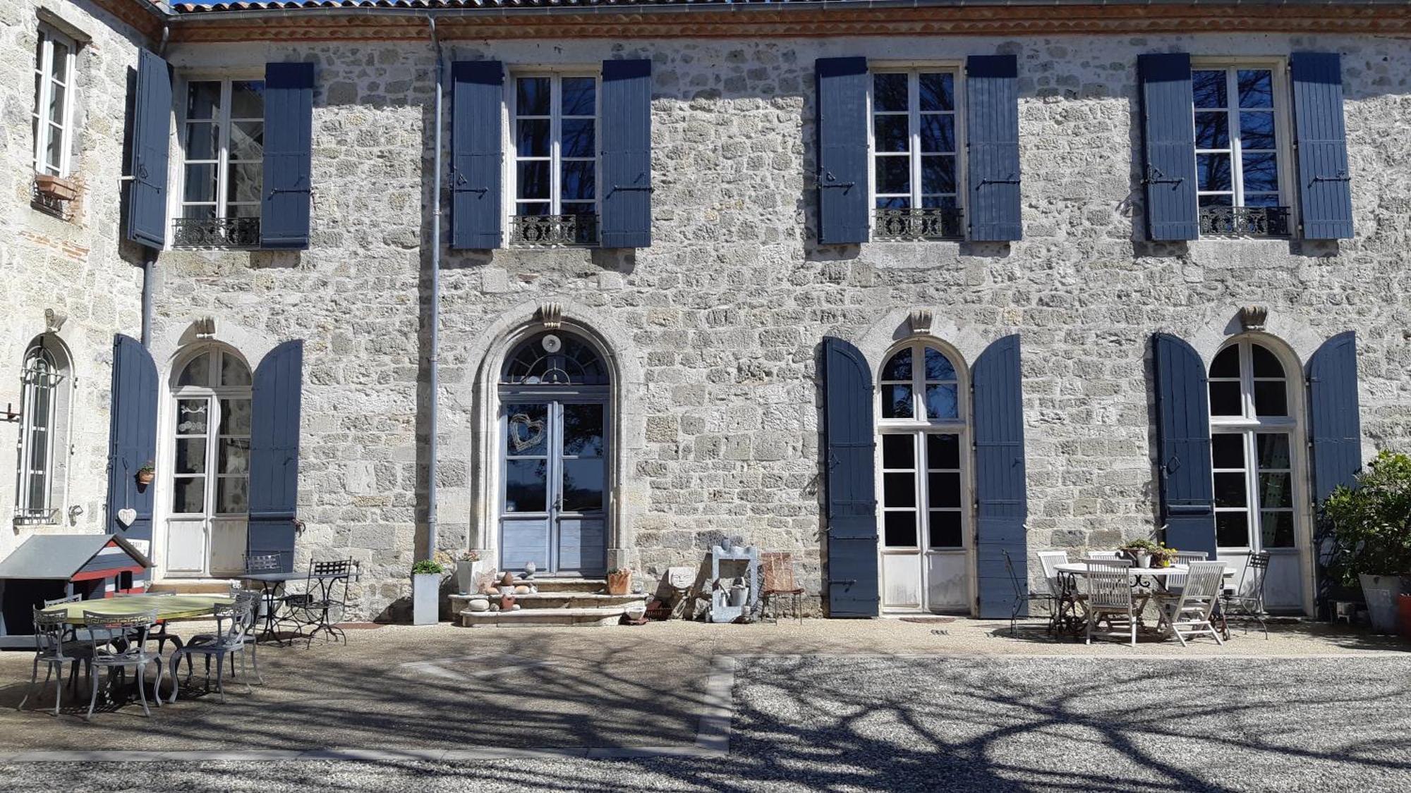 Au Bonheur D'Alphonse Bed & Breakfast Lusignan-Petit Dış mekan fotoğraf