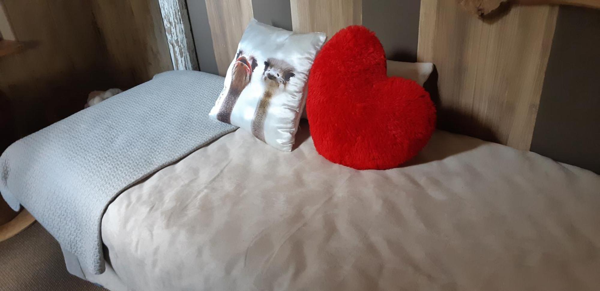 Au Bonheur D'Alphonse Bed & Breakfast Lusignan-Petit Dış mekan fotoğraf